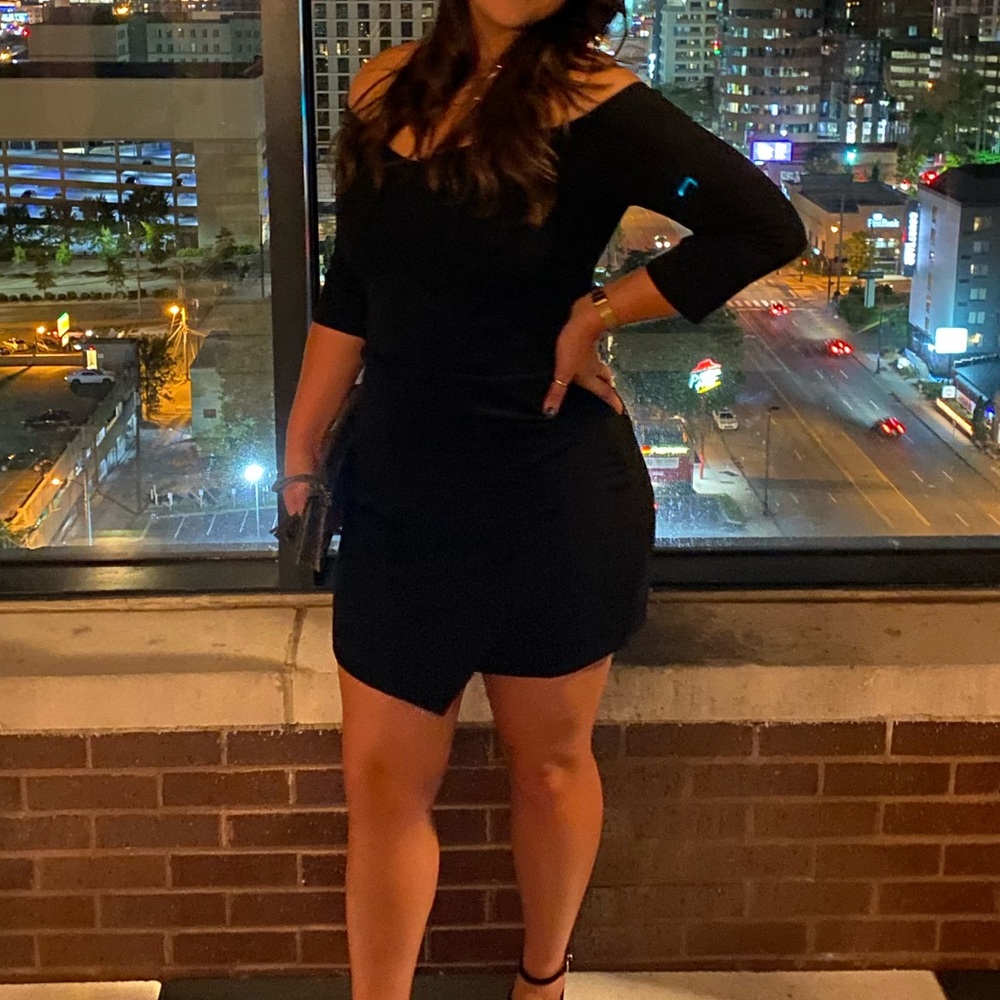 Lulu’s Black Dress